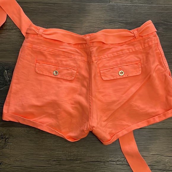 Linen shorts - Picture 3 of 3